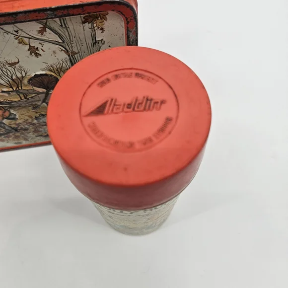 Holly Hobbie Vintage Metal Lunchbox & Thermos Set - Picture 6 of 14